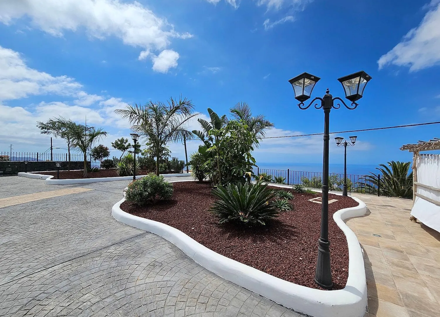 Villa La Paz Con Piscina Y Yacuzzy Integrado Costa Adeje