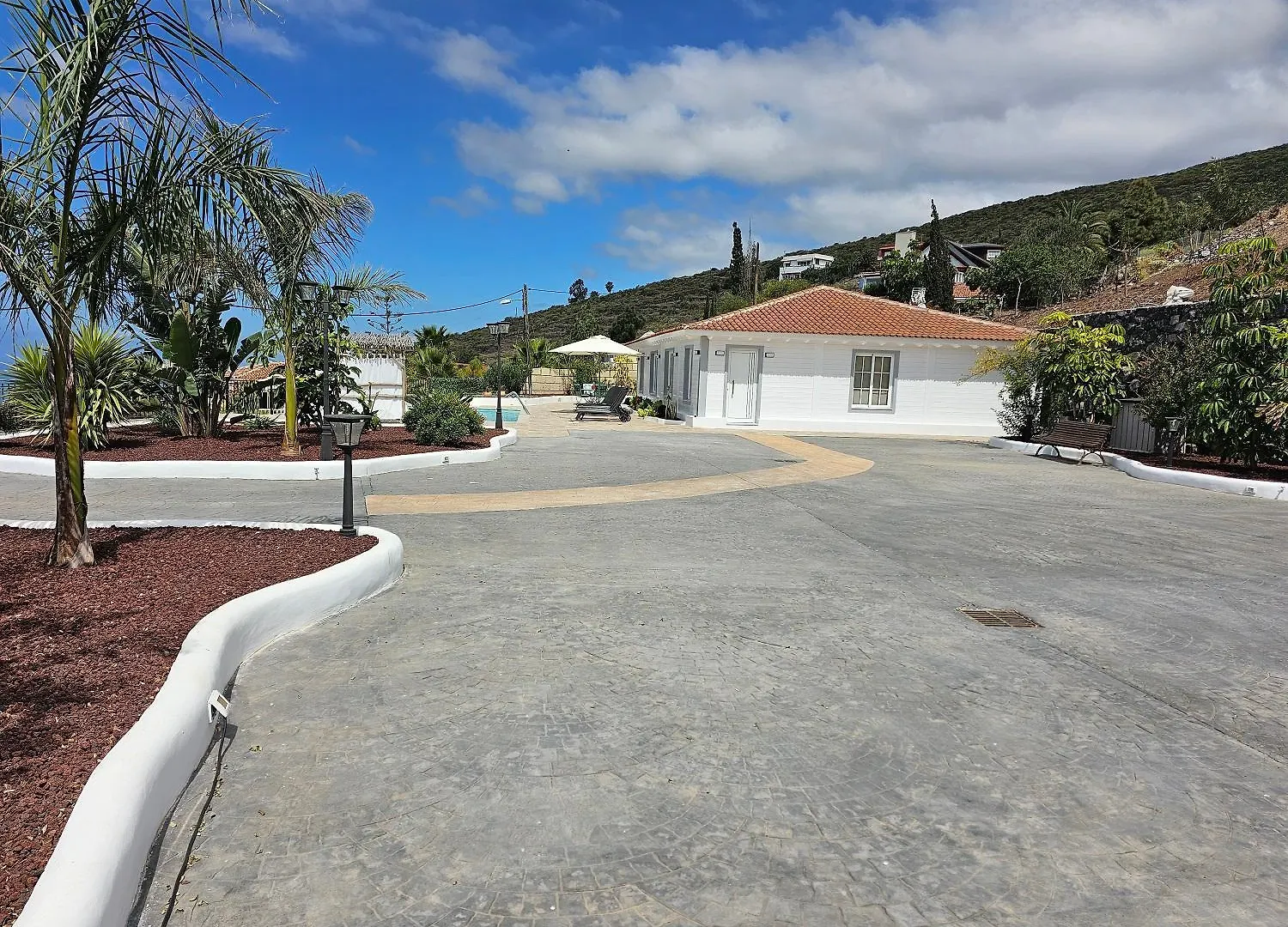 Villa La Paz Con Piscina Y Yacuzzy Integrado Costa Adeje
