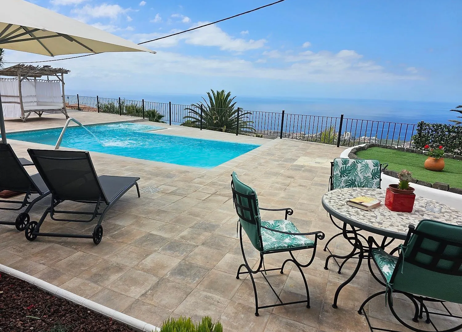 Villa La Paz Con Piscina Y Yacuzzy Integrado Costa Adeje  0*, Costa Adeje (Tenerife) Espanha